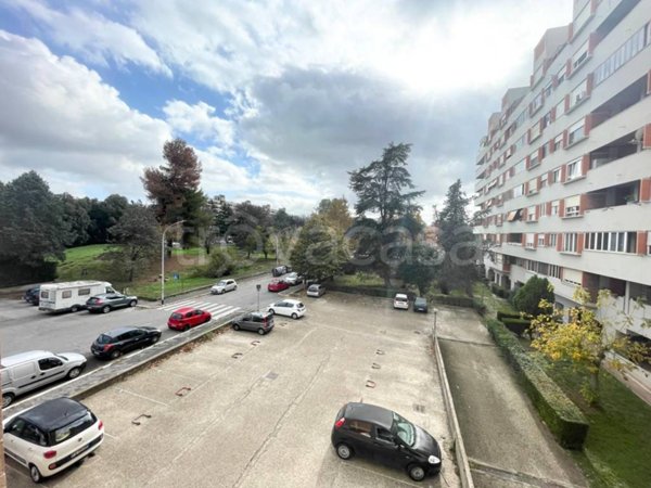 appartamento in vendita a Roma in zona Spinaceto