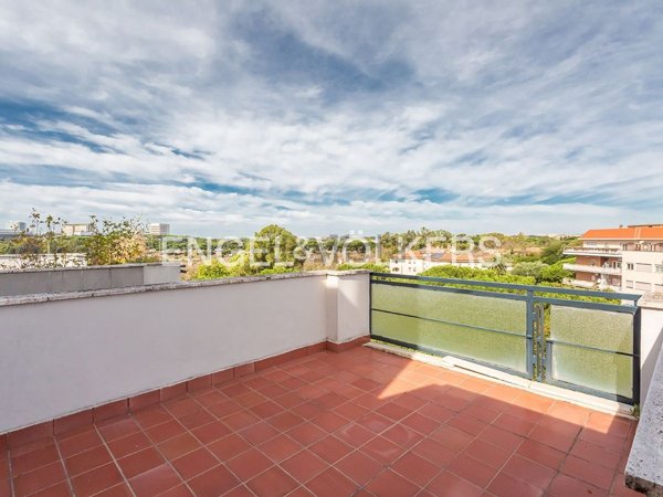 appartamento in vendita a Roma in zona Ardeatino