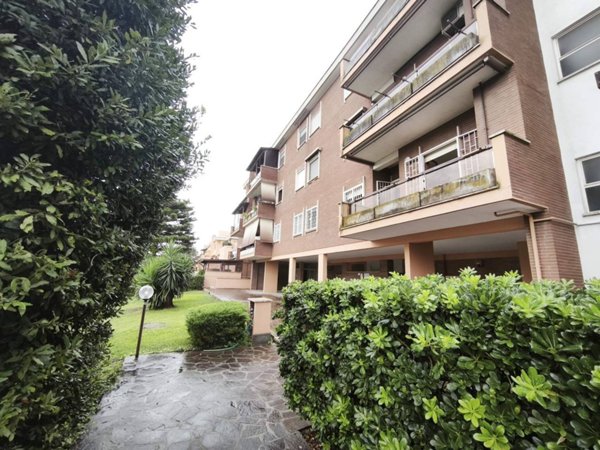 appartamento in vendita a Roma in zona Casalotti