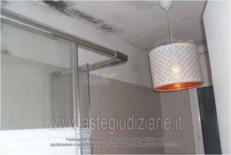 casa indipendente in vendita a Roma in zona Finocchio