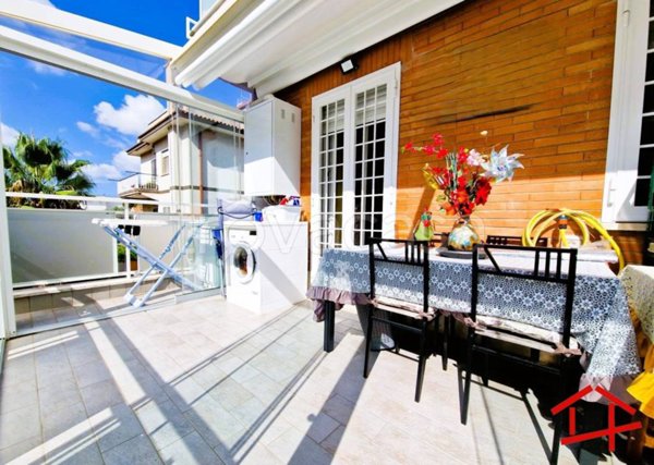 appartamento in vendita a Roma in zona Acilia