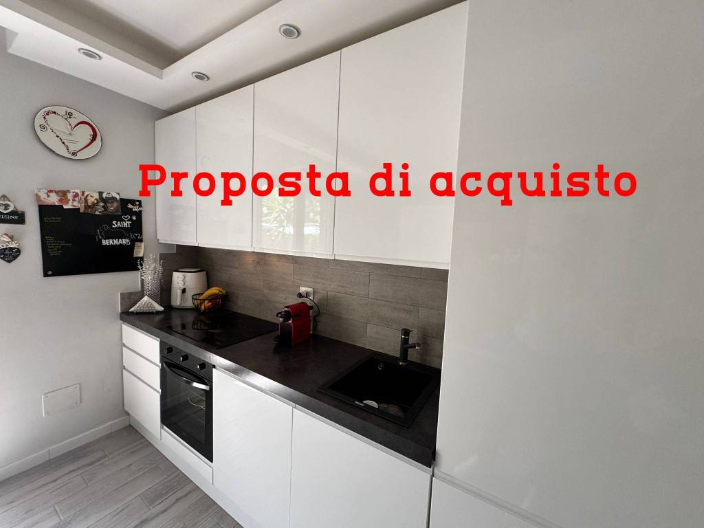appartamento in vendita a Roma in zona Piana del Sole