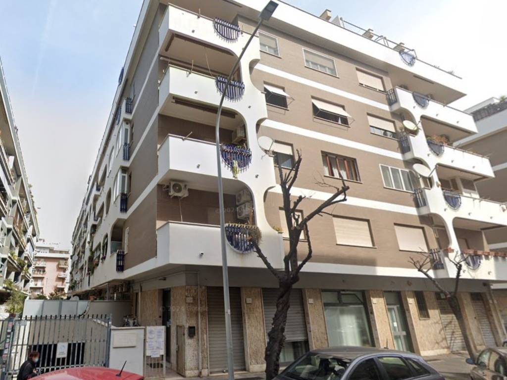 appartamento in vendita a Roma in zona Ostia