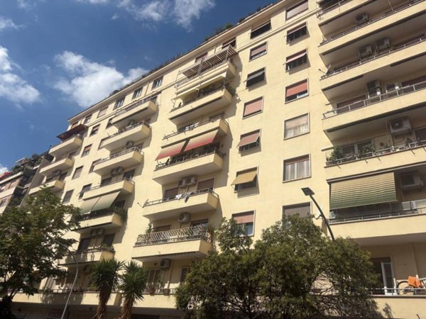 appartamento in vendita a Roma in zona Appio Latino