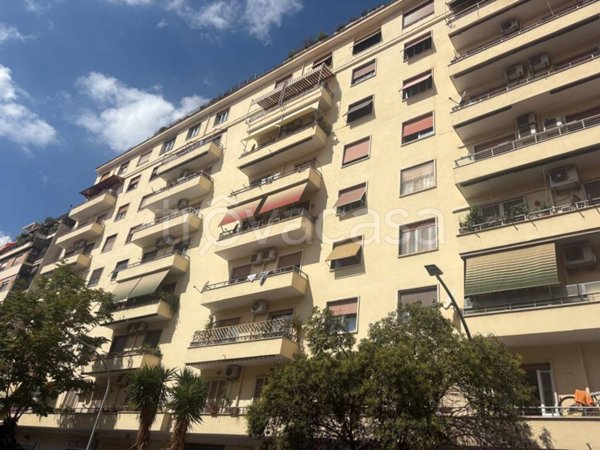 appartamento in vendita a Roma in zona Appio Latino