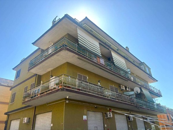 appartamento in vendita a Roma in zona Finocchio