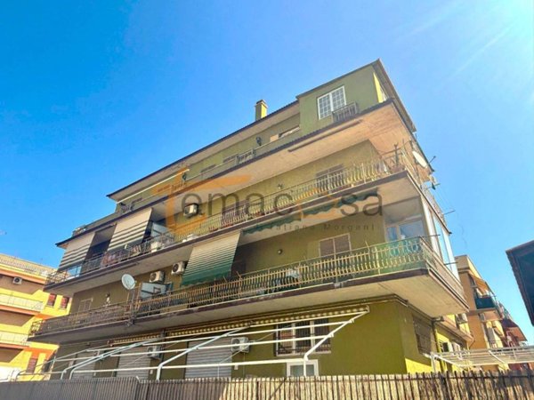 appartamento in vendita a Roma in zona Finocchio