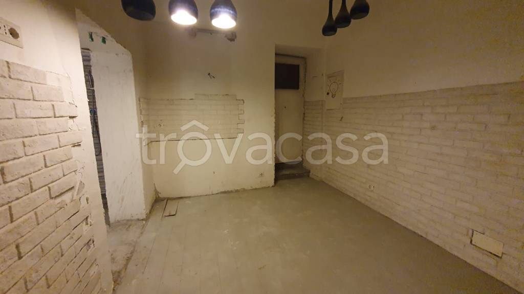 appartamento in vendita a Roma in zona Rione Regola