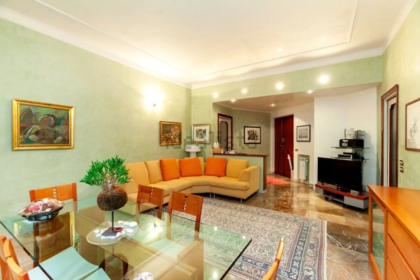 appartamento in vendita a Roma in zona Appio Latino