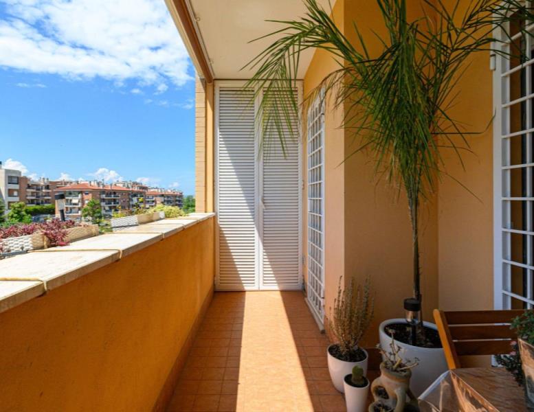 appartamento in vendita a Roma in zona Ponte di Nona