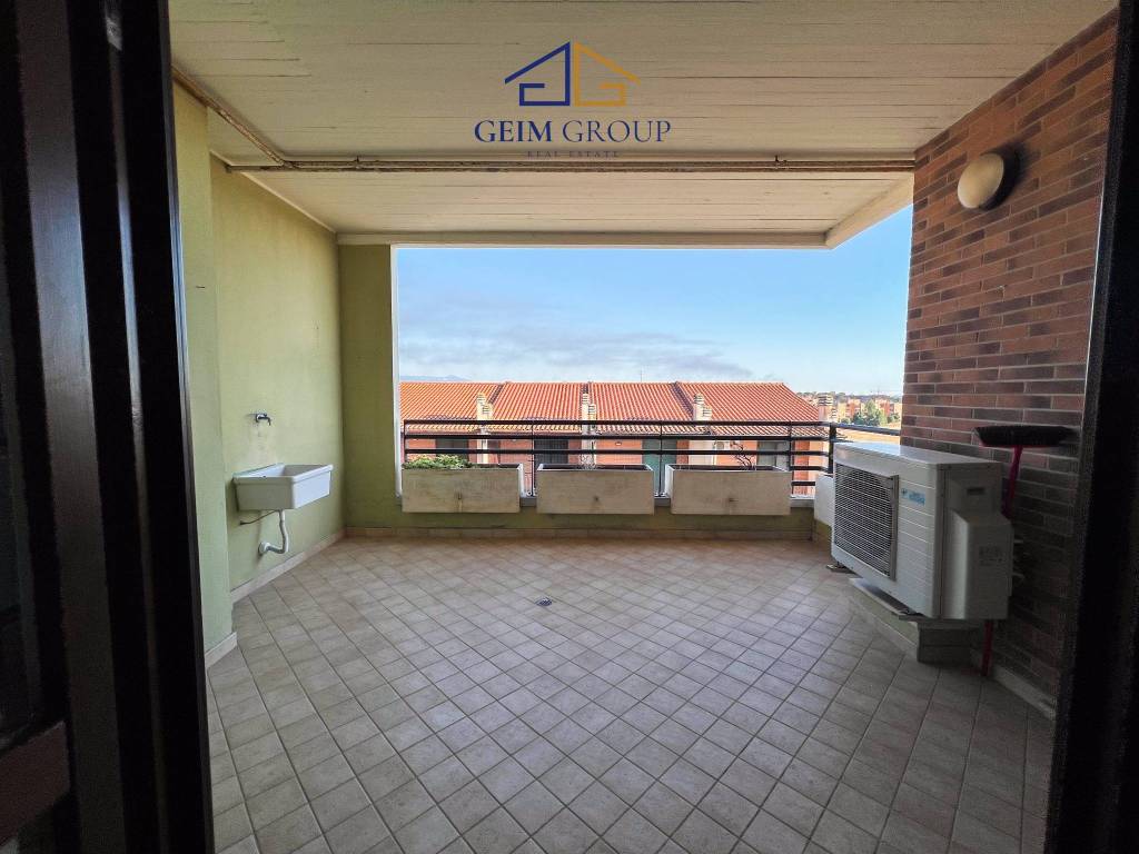 appartamento in vendita a Roma in zona Settecamini