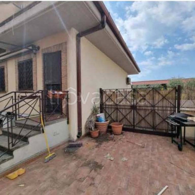 appartamento in vendita a Roma in zona Casal Morena