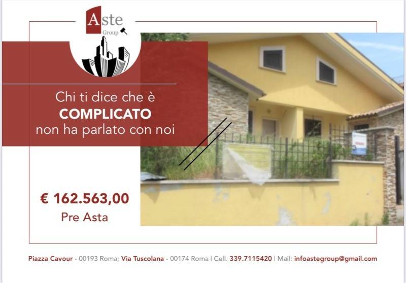 casa indipendente in vendita a Roma in zona Torre Gaia