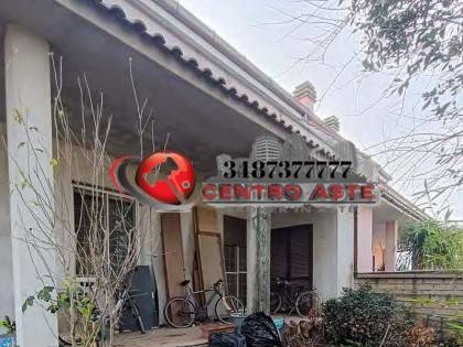 casa indipendente in vendita a Roma in zona Dragona/Bagnoletto