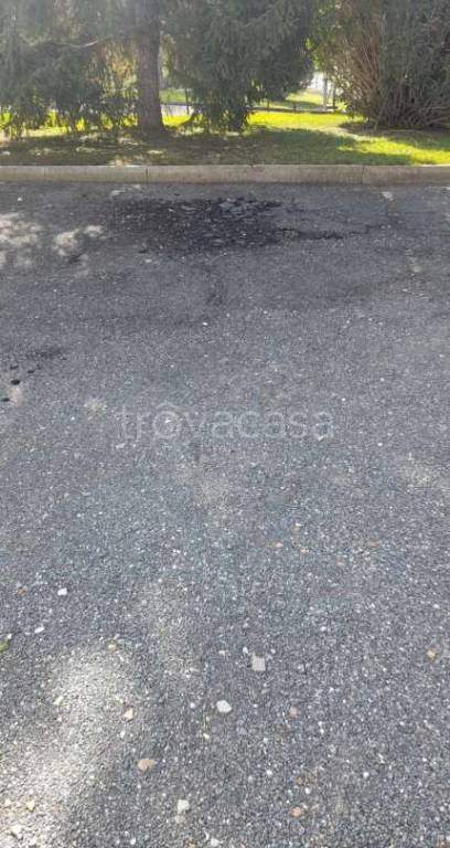 appartamento in vendita a Roma in zona Dragoncello
