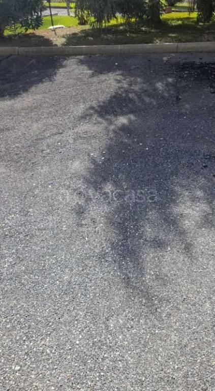 appartamento in vendita a Roma in zona Dragoncello