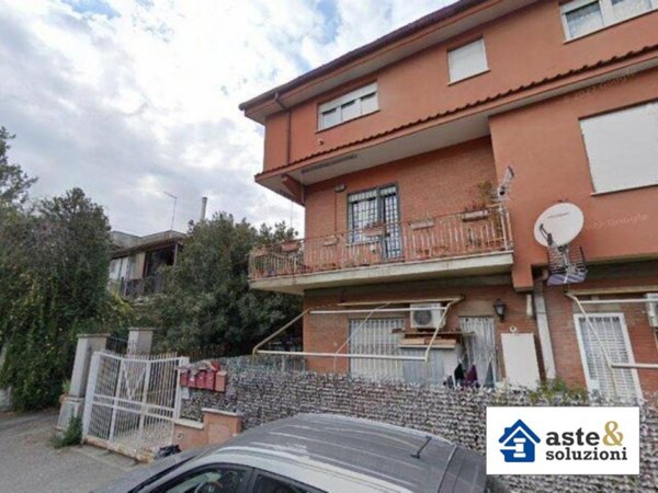 appartamento in vendita a Roma in zona Casal Morena