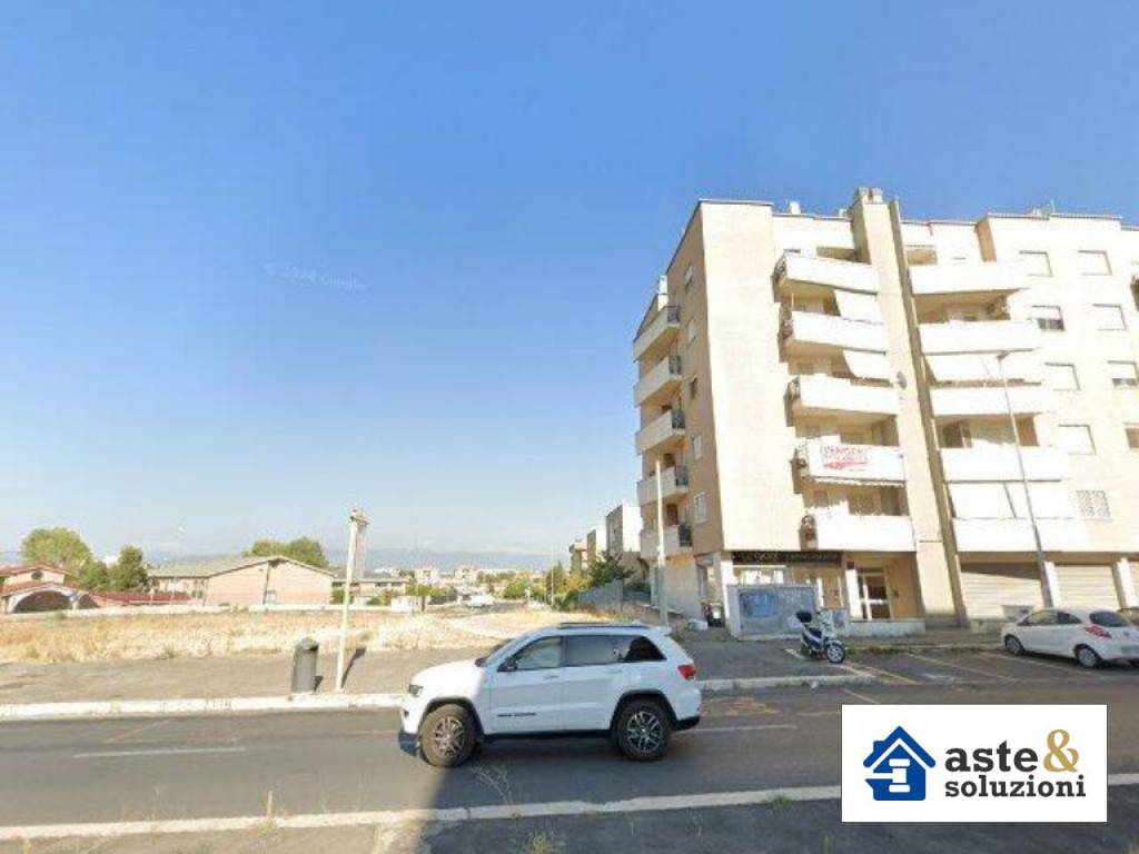 appartamento in vendita a Roma in zona Ponte di Nona