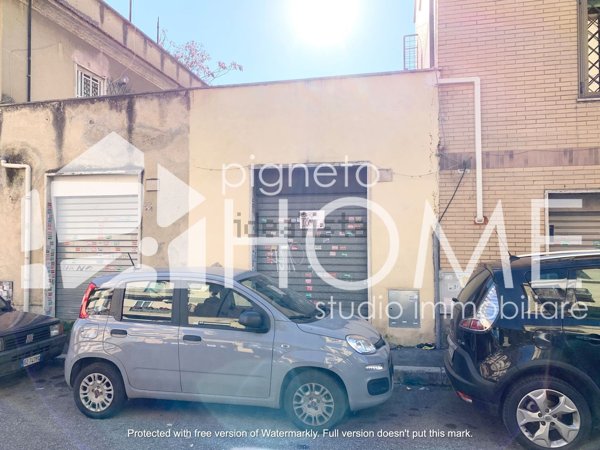 locale di sgombero in vendita a Roma in zona Prenestino-Centocelle