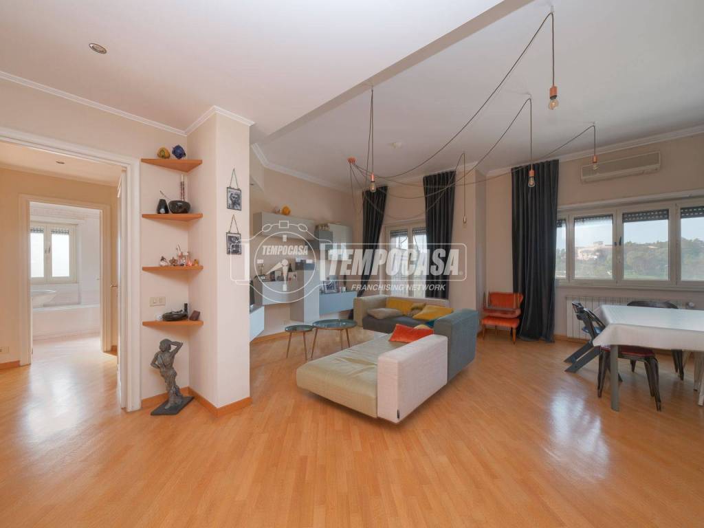 appartamento in vendita a Roma in zona Torrevecchia