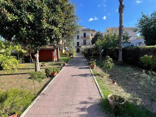 appartamento in vendita a Roma in zona Romanina