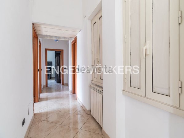 appartamento in vendita a Roma in zona Corviale