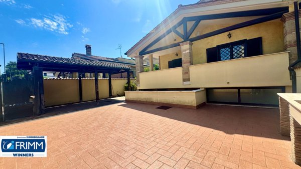 casa indipendente in vendita a Roma in zona Dragona/Bagnoletto