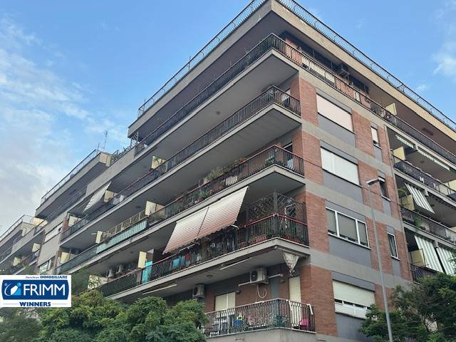 appartamento in vendita a Roma in zona Ostia