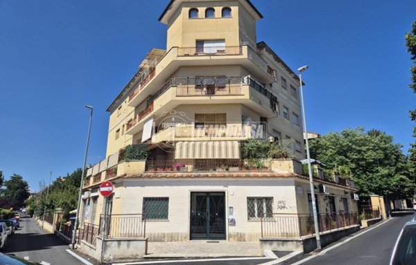 appartamento in vendita a Roma in zona Ottavia