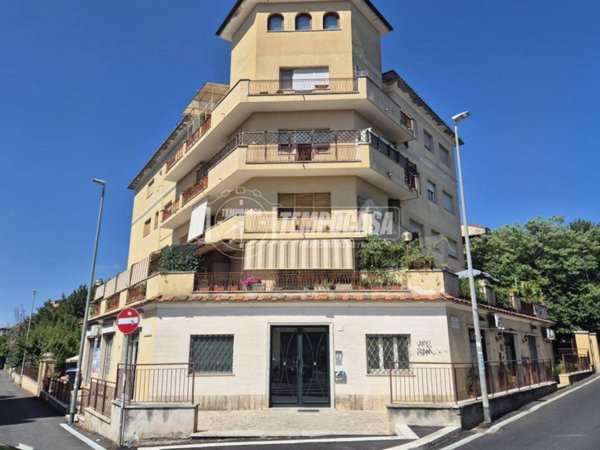 appartamento in vendita a Roma in zona Ottavia