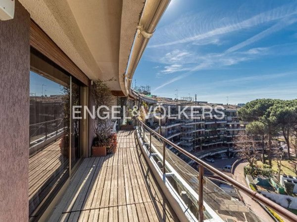 appartamento in vendita a Roma in zona EUR