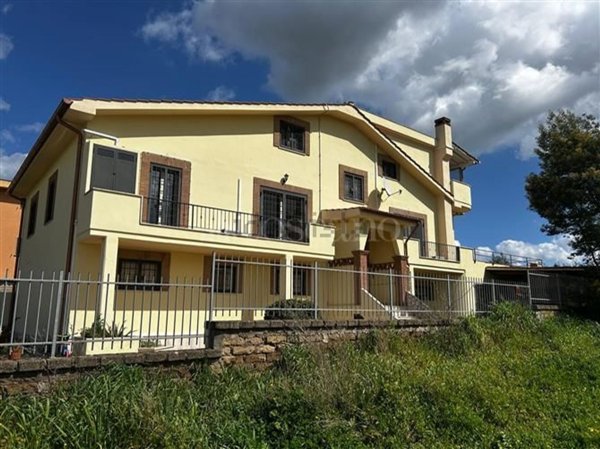 appartamento in vendita a Roma in zona Castel di Leva