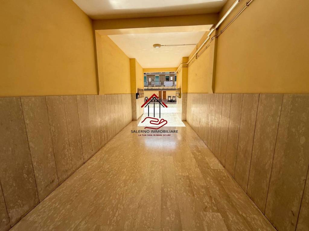 appartamento in vendita a Roma in zona Acilia