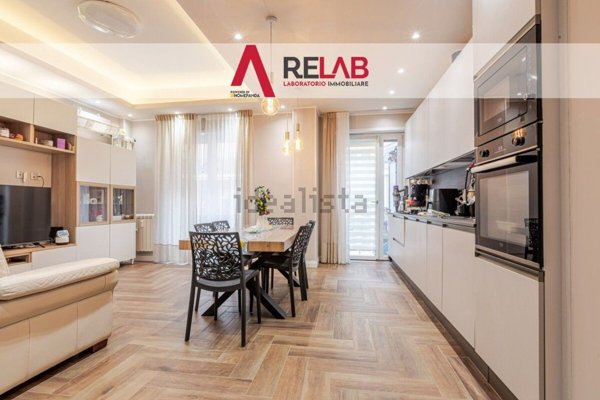 appartamento in vendita a Roma in zona Ostia