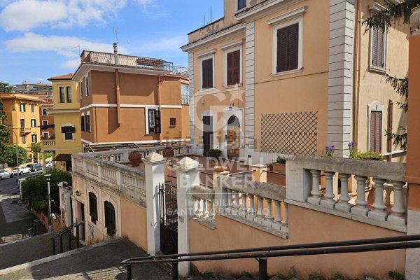 casa indipendente in vendita a Roma in zona Gianicolense