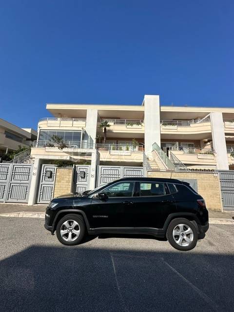 casa indipendente in vendita a Roma in zona Mezzocammino