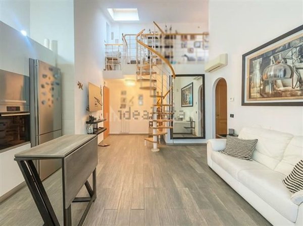 casa indipendente in vendita a Roma in zona Giardini di Corcolle
