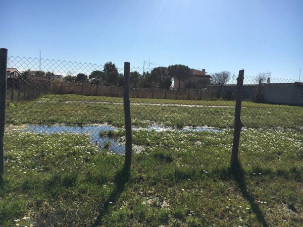 terreno agricolo in vendita a Roma in zona Piana del Sole