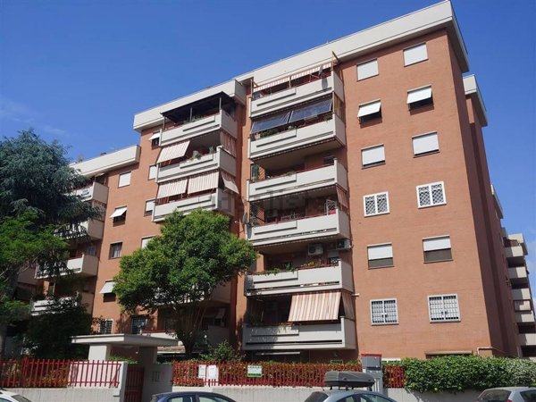 appartamento in vendita a Roma in zona Ponte Mammolo