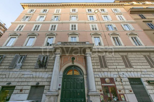 appartamento in vendita a Roma in zona Ludovisi/Sallustiano