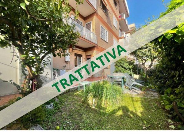 appartamento in vendita a Roma in zona Dragona/Bagnoletto