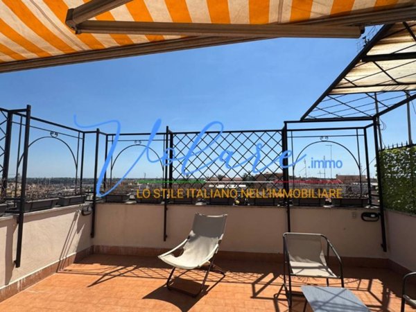 appartamento in vendita a Roma in zona Rione Prati