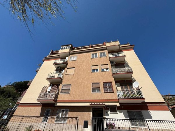 appartamento in vendita a Roma in zona Portuense
