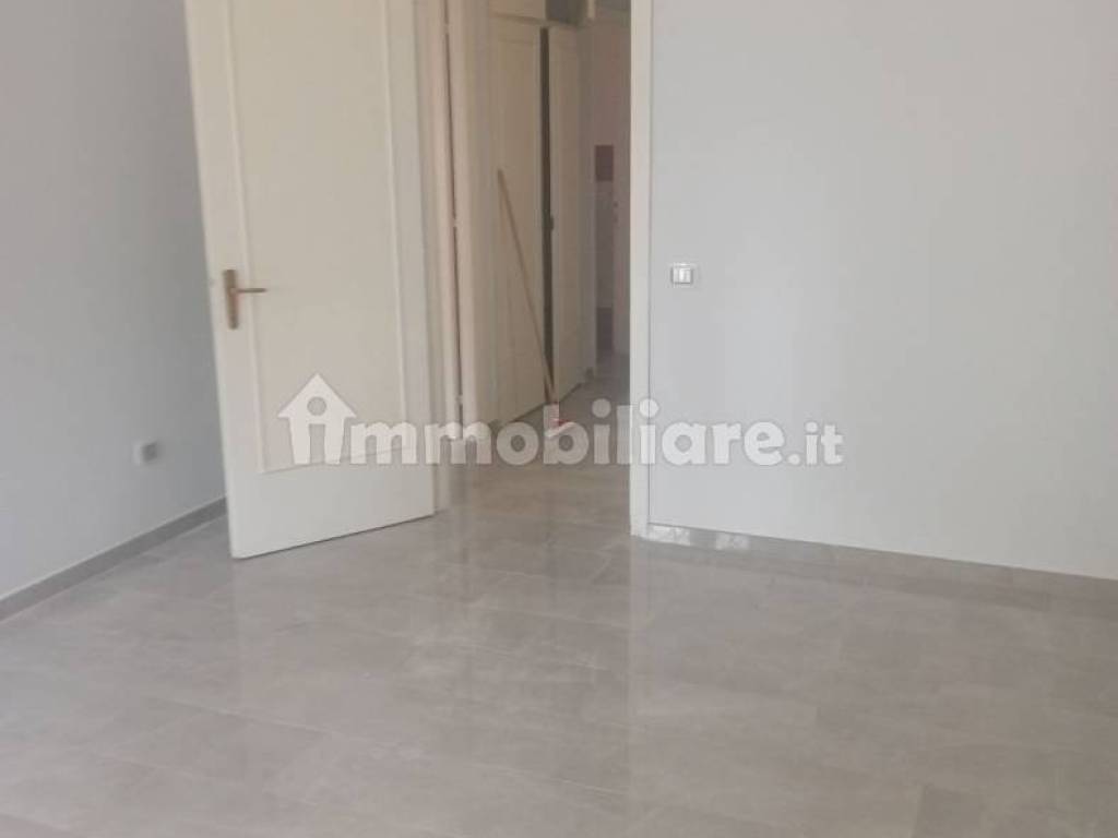 appartamento in vendita a Roma in zona Tor de' Cenci
