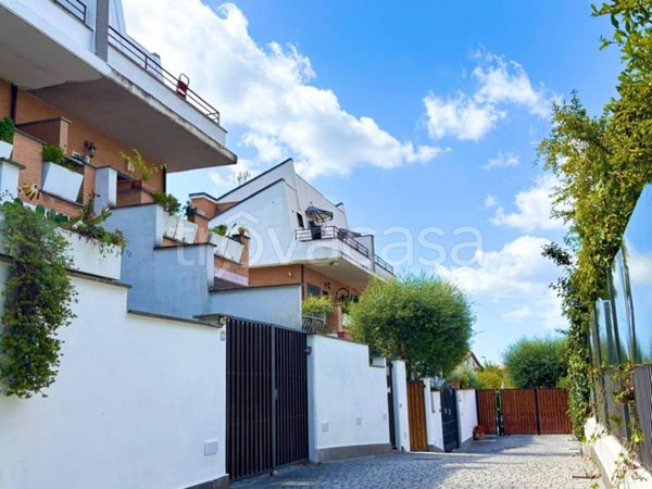 casa indipendente in vendita a Roma in zona Aurelio