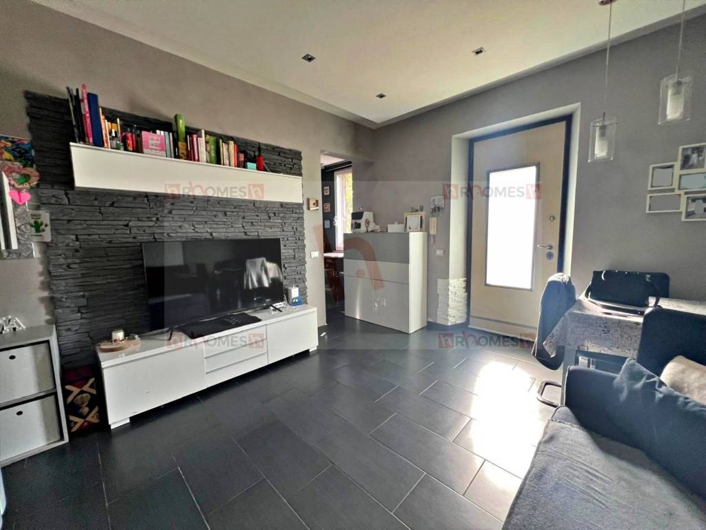 appartamento in vendita a Roma in zona Appio Claudio