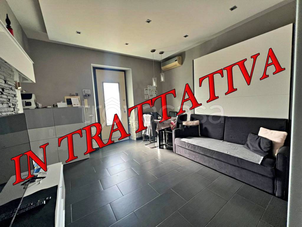 appartamento in vendita a Roma in zona Appio Claudio