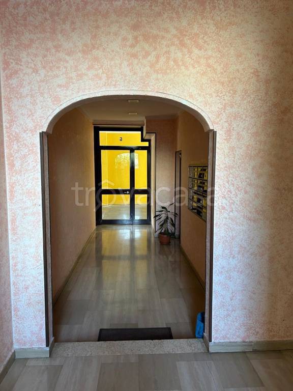 appartamento in vendita a Roma in zona Torre Angela