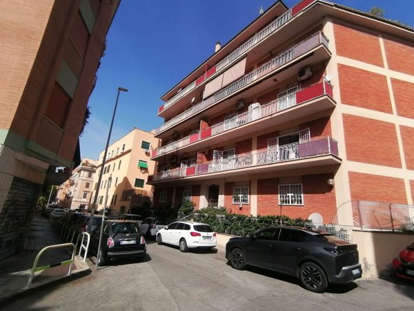appartamento in vendita a Roma in zona Prenestino-Labicano