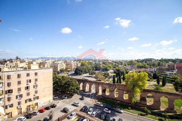 appartamento in vendita a Roma in zona Tuscolano